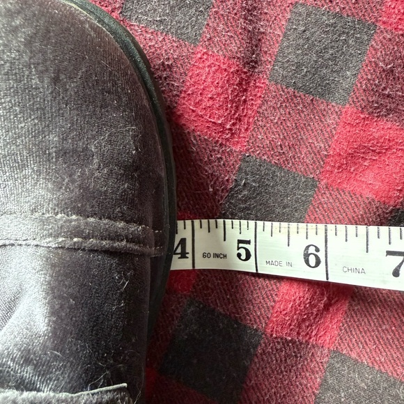 mySTYLE | Velvet Lace-Up Boots | 8 - Picture 9 of 9